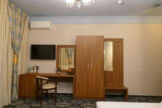 Отель Garuda Boutique Hotel Сухум Двухместный номер Делюкс с 1 кроватью или 2 отдельными кроватями-6