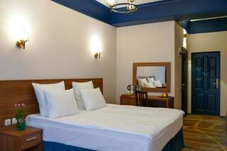 Отель Garuda Boutique Hotel Сухум Стандартный двухместный номер с 1 кроватью или 2 отдельными кроватями-6